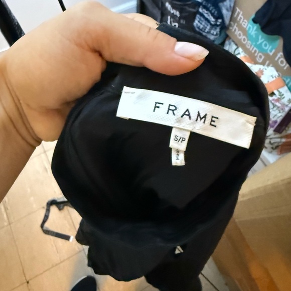 Frame Black Silk Jacquard Keyhole Puff Sleeve Blouse - Picture 5 of 7